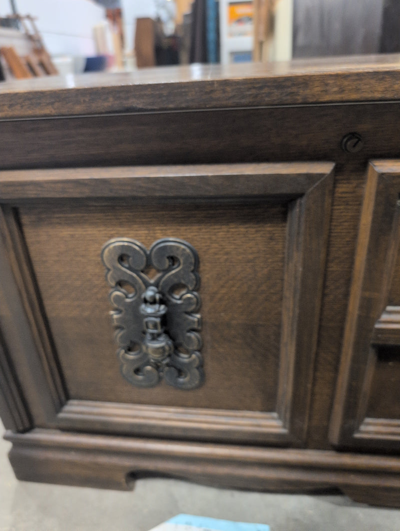 Small Cedar Lined Storage Chest
