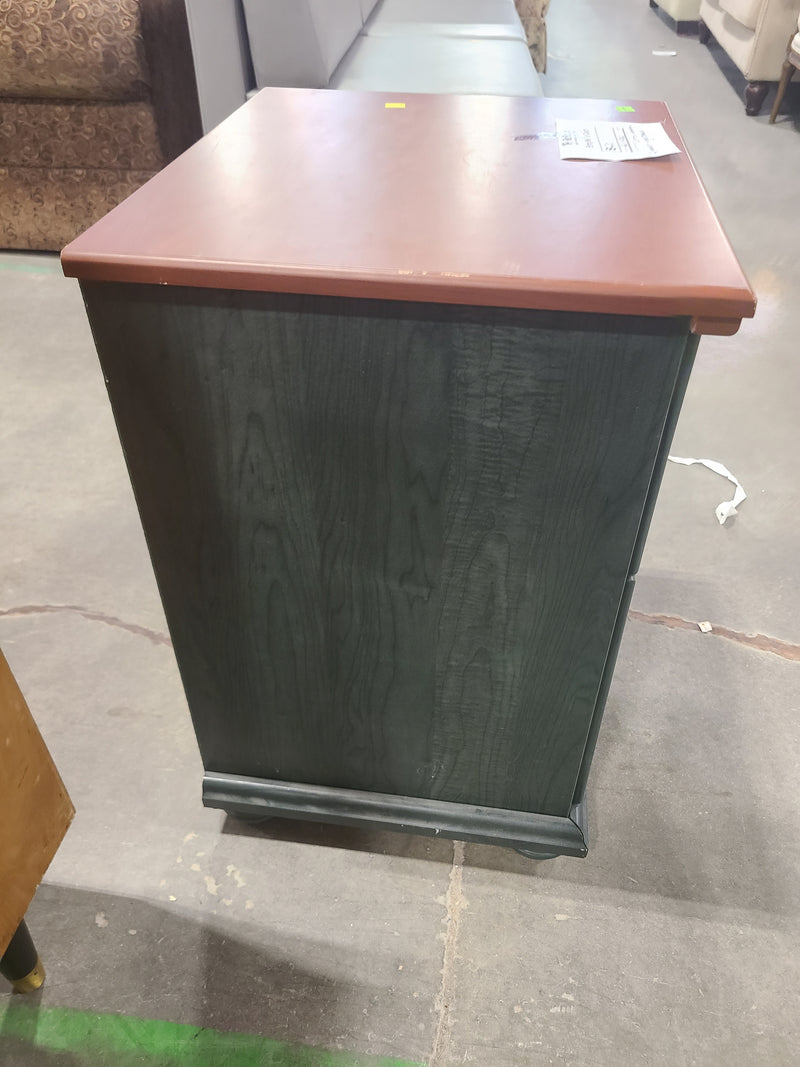 South Shore Two-Tone 1-Drawer 1-Door Accent Table / Nightstand