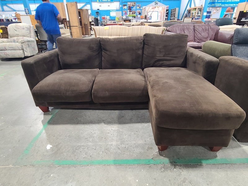 Modern Chocolate Brown Microfiber Sectional Sofa with Chaise