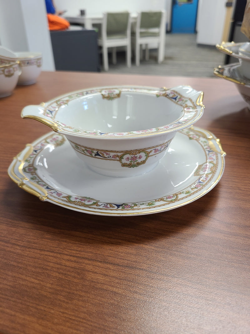 Vintage Bernardaud Limoges Fine China Premium Serving Collection – "Doreen" Pattern (4 Pieces)