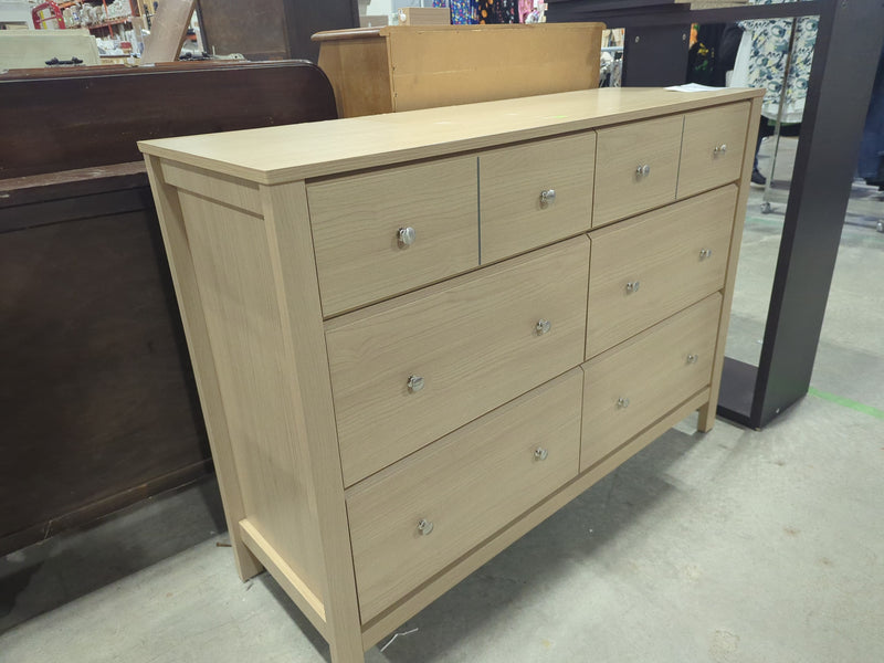 Stork Craft 6-Drawer Dresser