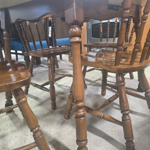 Traditional Farmhouse Dining Table/4 Chairs