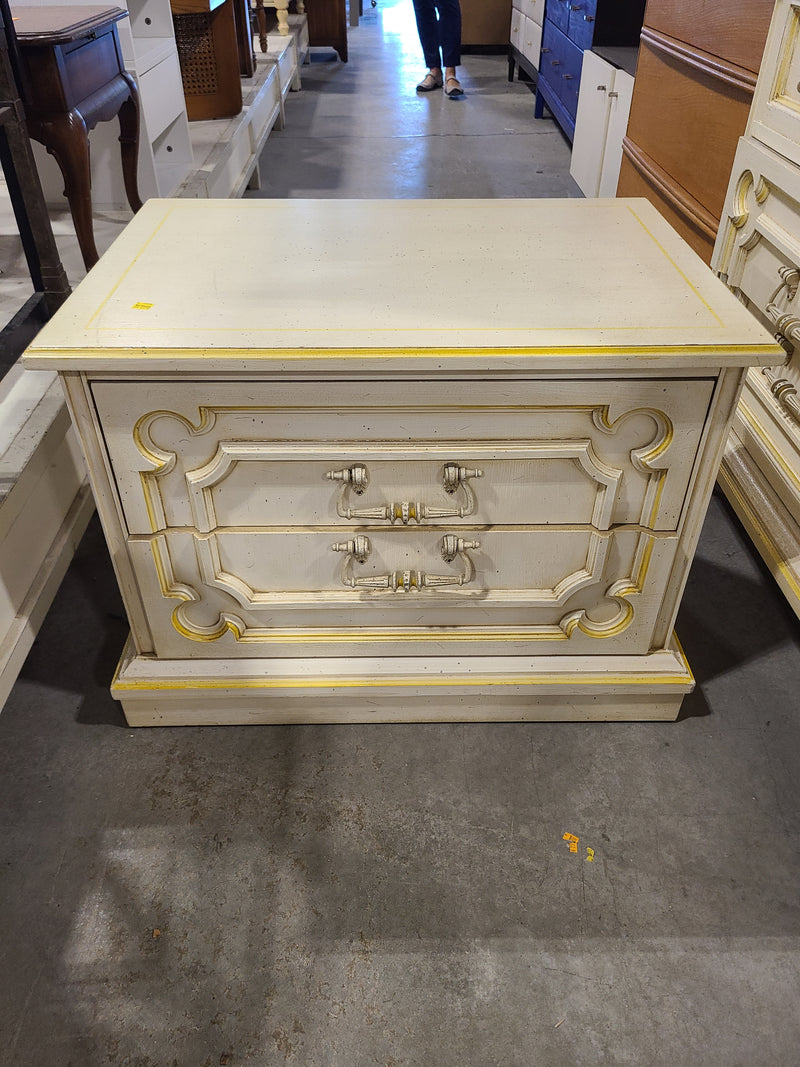 Vintage Drexel "Mariano Custom" 2-Drawer Nightstand / End Table