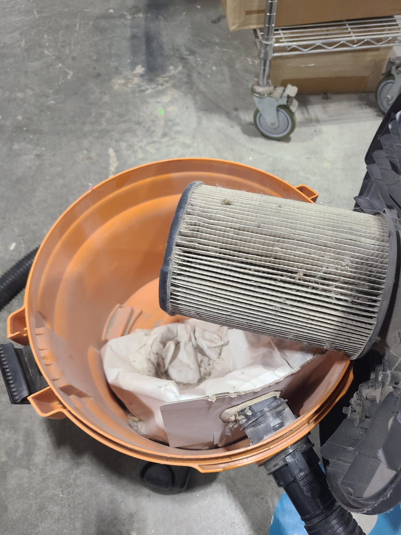 RIDGID 6 Gallon 4.25 Peak HP Wet/Dry Shop Vacuum