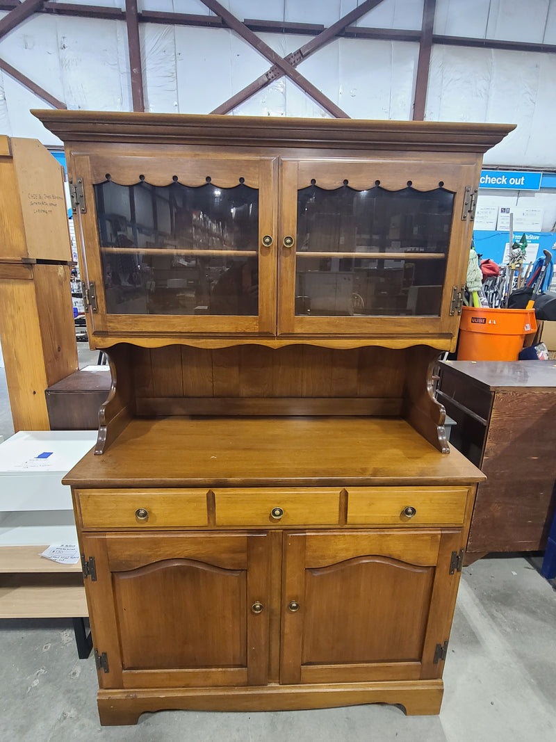 Vintage Colonial Style Solid Wood Hutch & Buffet Cabinet