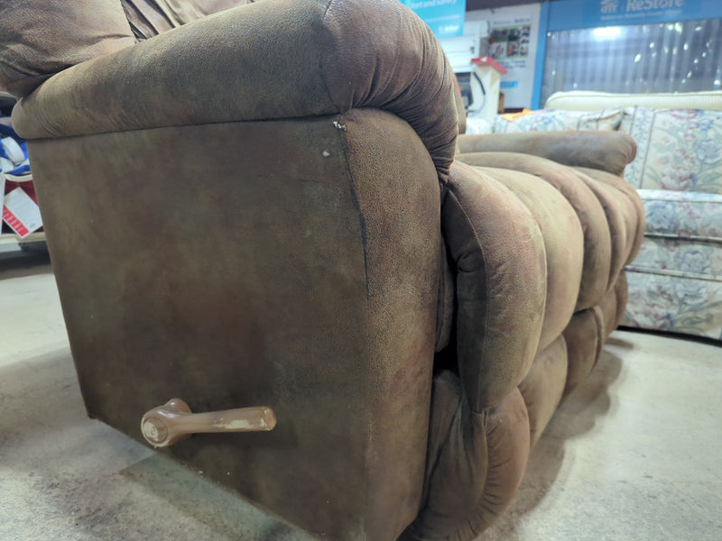 Double-reclining Leather Loveseat with Backrests and Arms