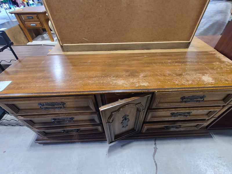 Vintage Solid Wood Buffet & Sideboard Credeza with Warm Oak Finish