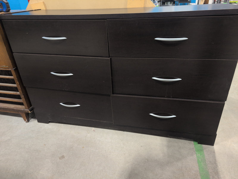 Short 6 Drawer Dresser