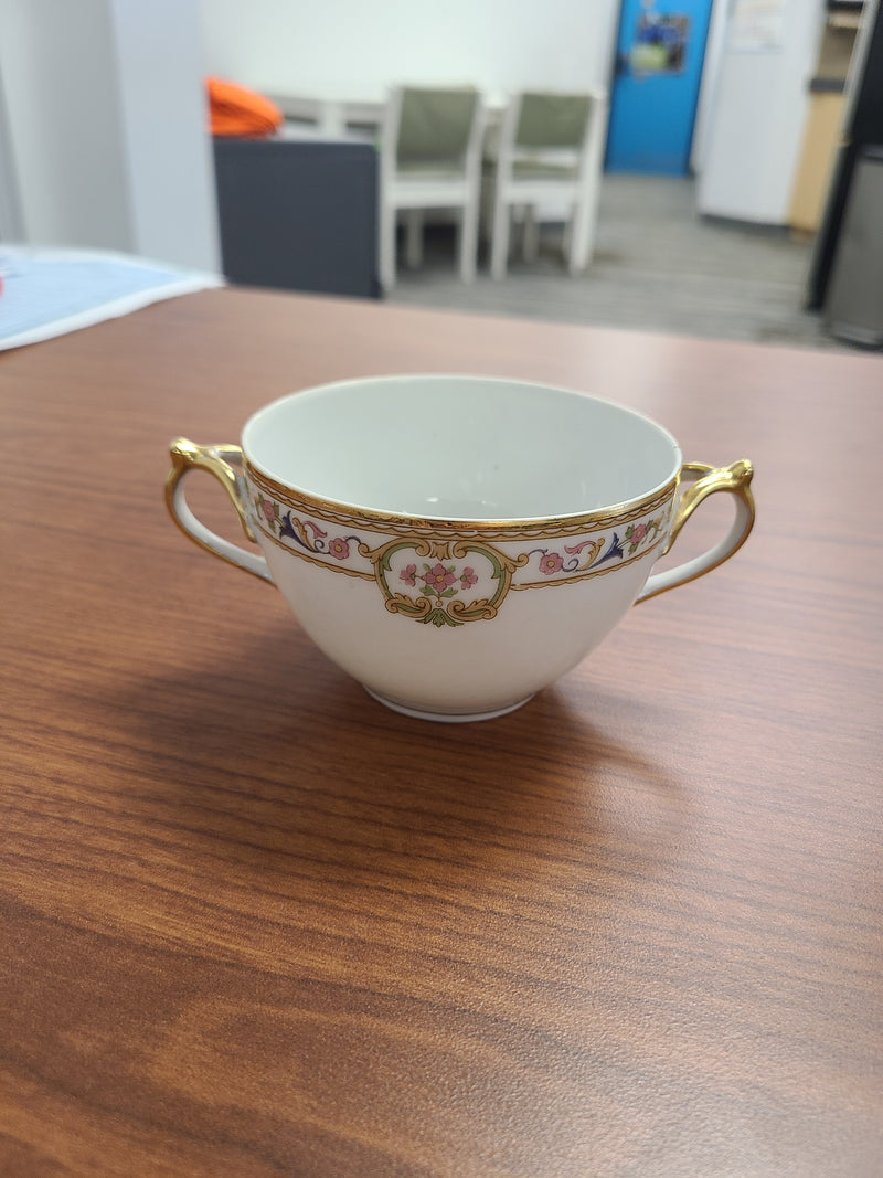 Vintage Bernardaud Limoges Fine China Cream Soup Specialty Set – "Doreen" Pattern (18 Pieces)