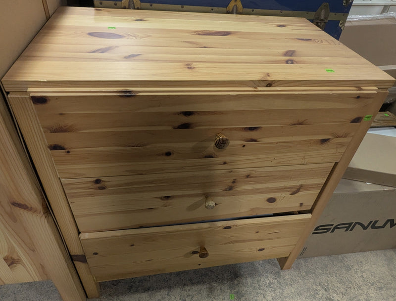 Rustic 3-Drawer Wooden Dresser