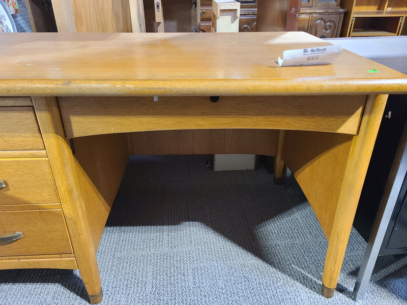 Vintage Mid-Century Style Solid Wood Teacher's Desk Oak