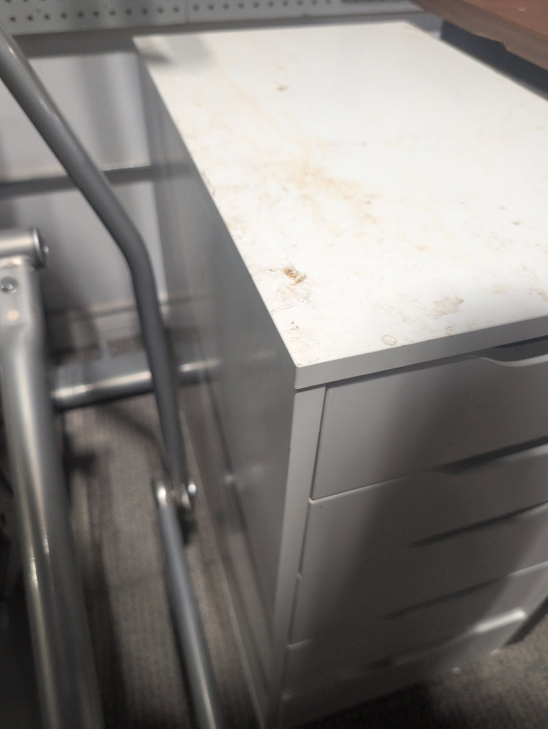 White Filing Cabinet with 5 Drawers