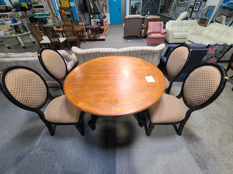 Round Wooden Dining Set with 4 Upholstered Oval-Back Chairs