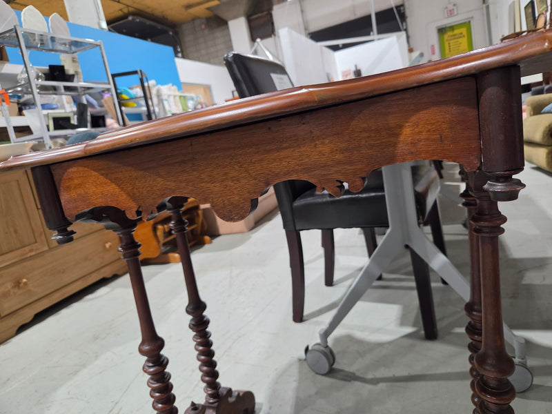Antique Victorian Style Walnut Turtle-Top Parlor Table