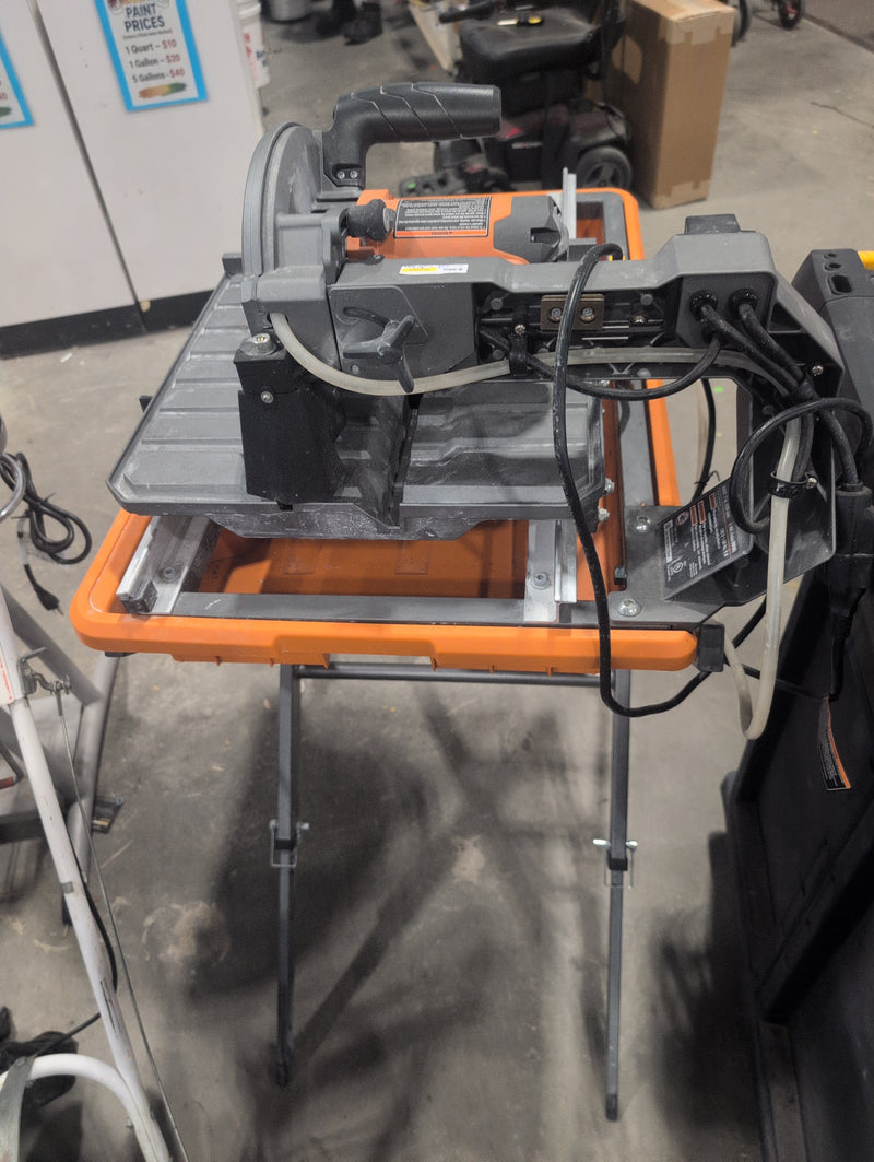 RIDGED 9 Amp 7 Inch Portable Wet Tile Saw with Stand