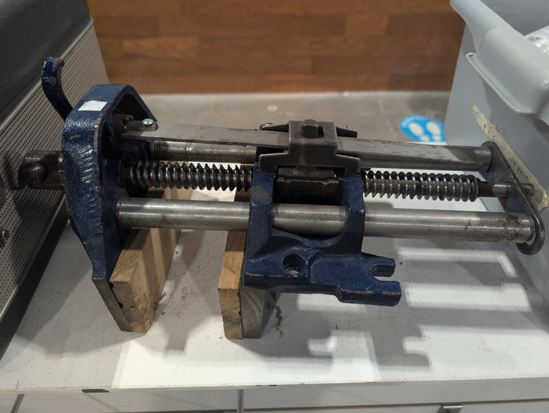Heavy Duty Iron Bench Vice Clamp with Wide Jaws