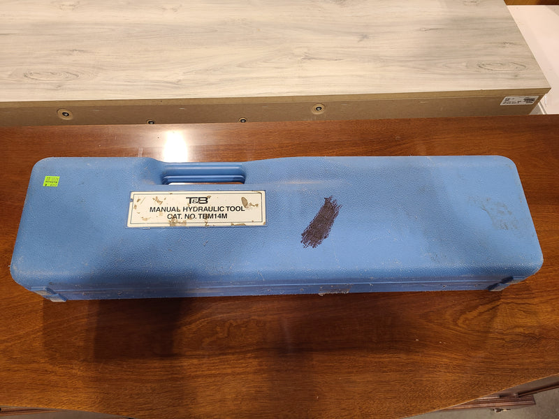 Thomas & Betts TBM14M Manual Hydraulic Crimping Tool with Case