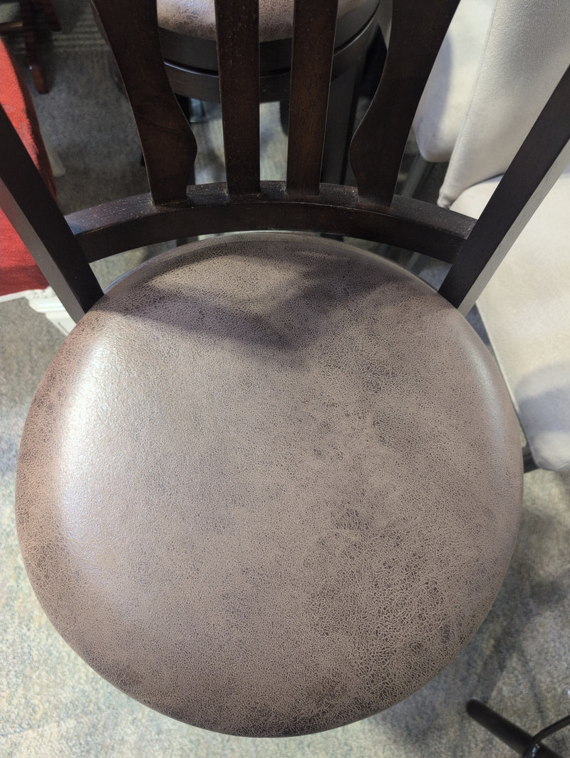 Counter Height Rotating Stool