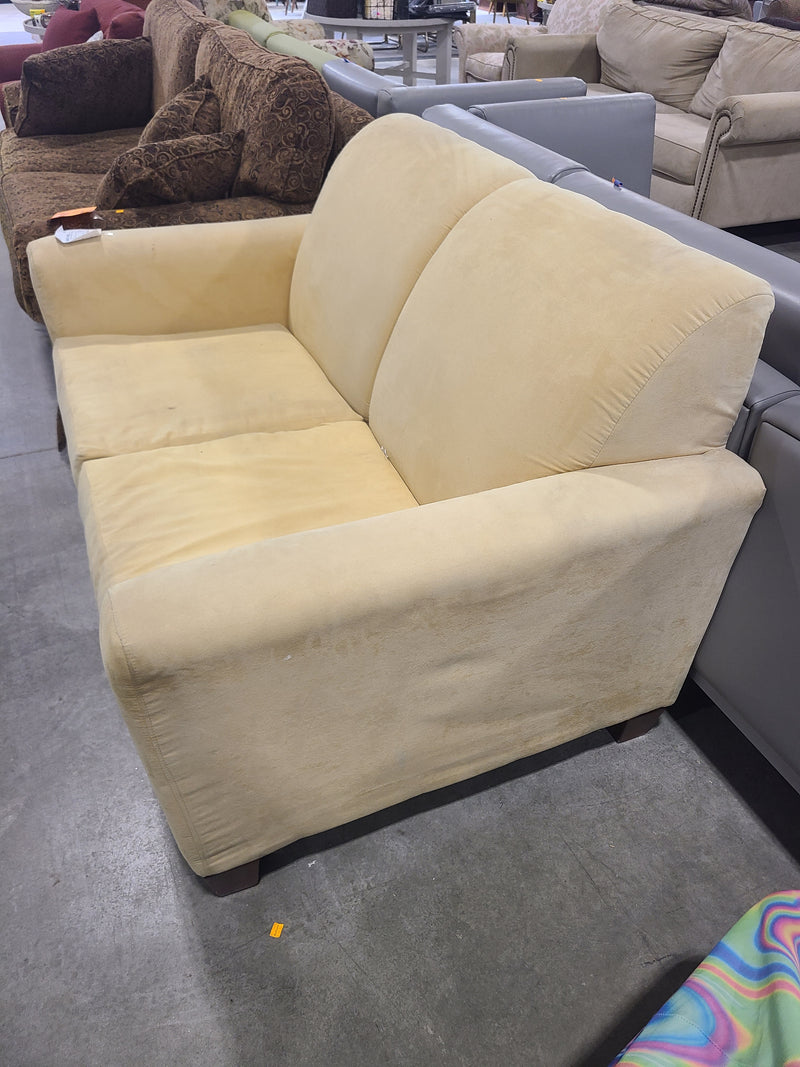 Cozy Yellow 2-Seater Loveseat Sofa