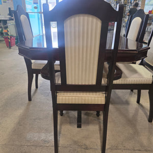 Mahogany Dining Table/ 5 Chairs
