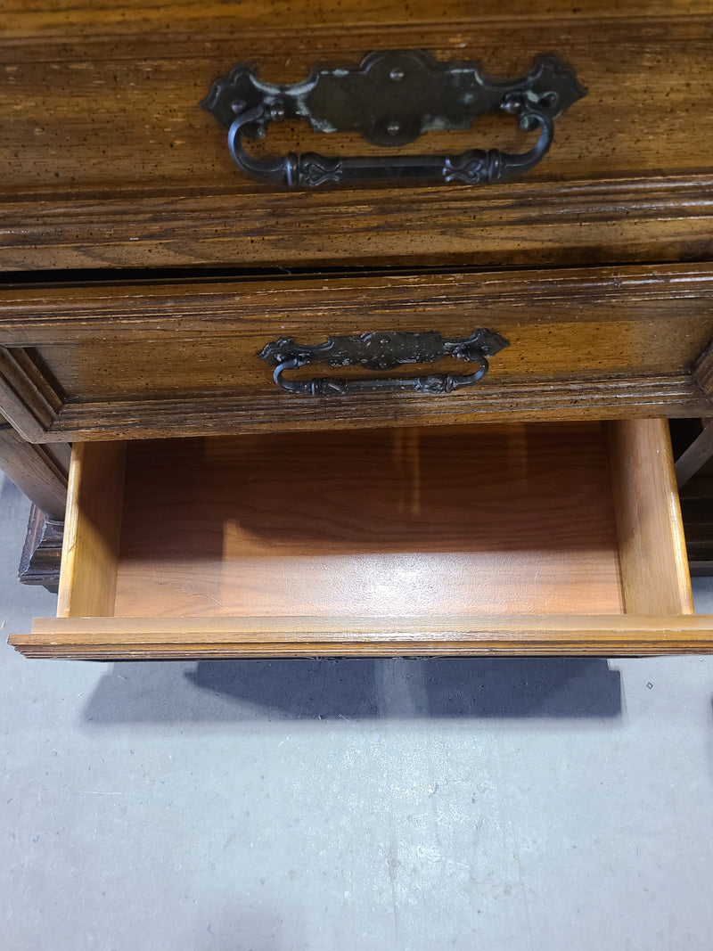 Vintage Solid Wood Buffet & Sideboard Credeza with Warm Oak Finish