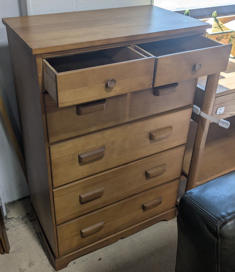 6-Drawer Wood Dresser with Wooden Pulls