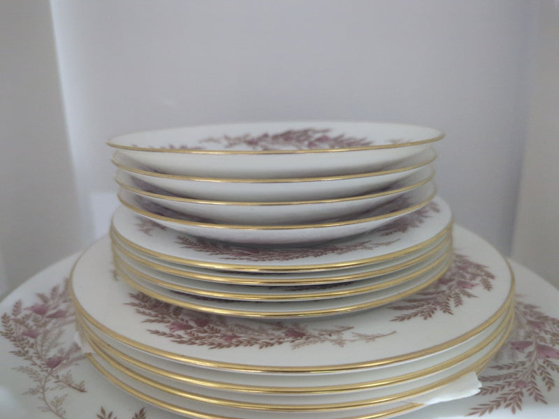 21 PC Minton Bedford Bone China Dinner + Tea Set