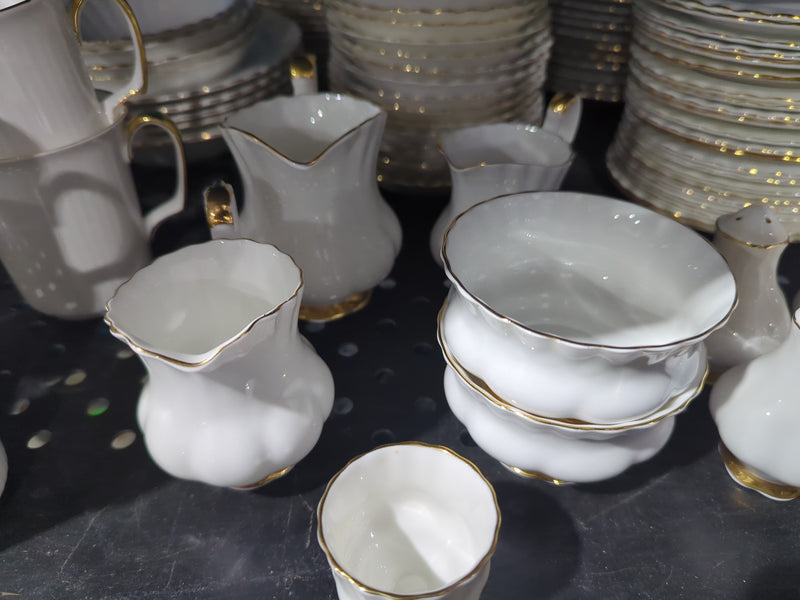 Royal Albert Val D'Or Fine Bone China (England) 105 Pieces Dinnerware Set White Original