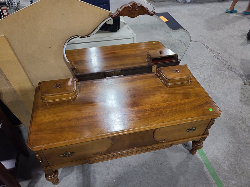Vintage Solid Wood Vanity Dresser with Detachable Mirror