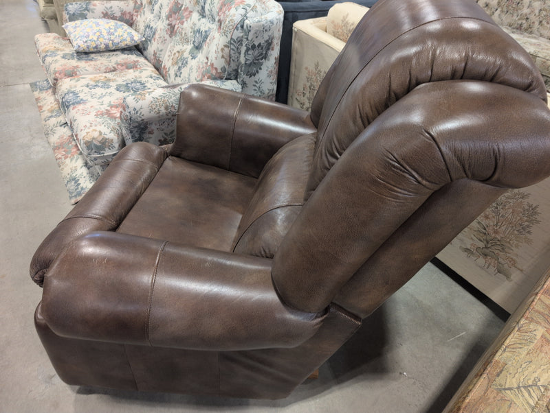 Fancy LA-Z-BOY Leather Reclining Rocking Armchair with Retractable Footrest