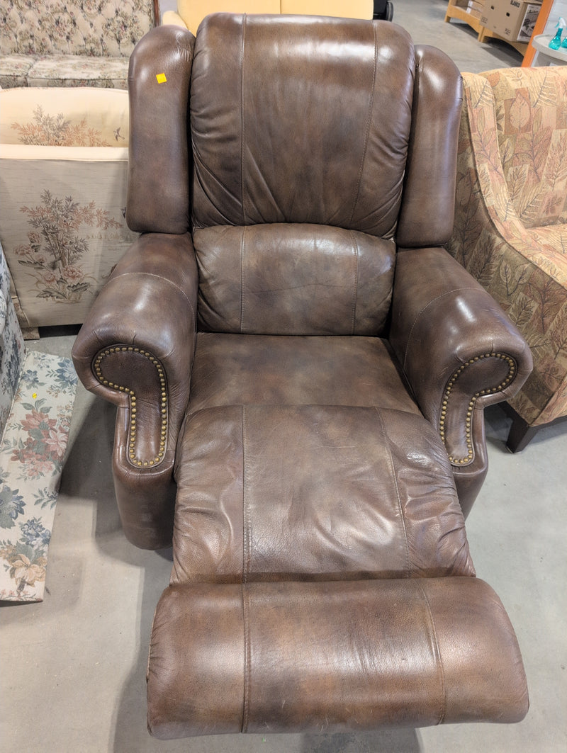 Fancy LA-Z-BOY Leather Reclining Rocking Armchair with Retractable Footrest