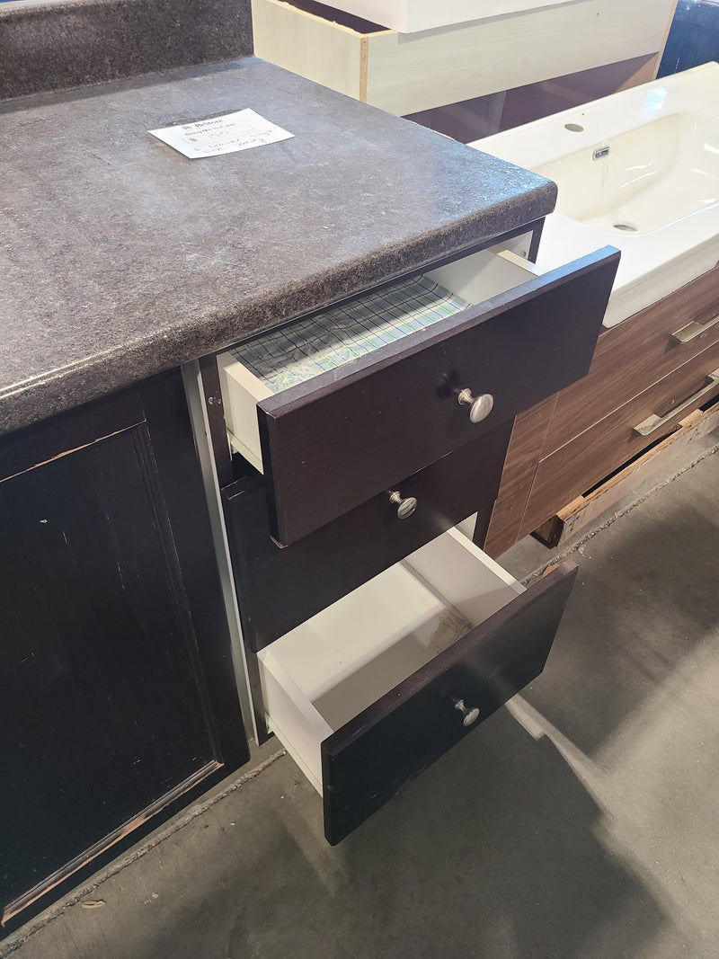 6-Drawer Single Sink Bathroom Vanity