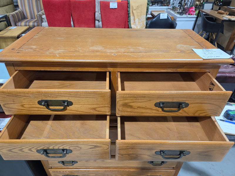 Link-Taylor "Countryside" Collection Solid Oak Chest Dresser