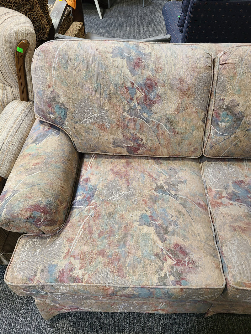 Excellent Condition Vintage-Style Floral Tapestry 3-Seater Sofa