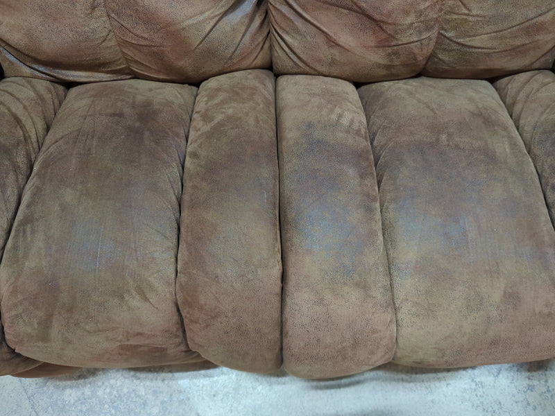 Double-reclining Leather Loveseat with Backrests and Arms