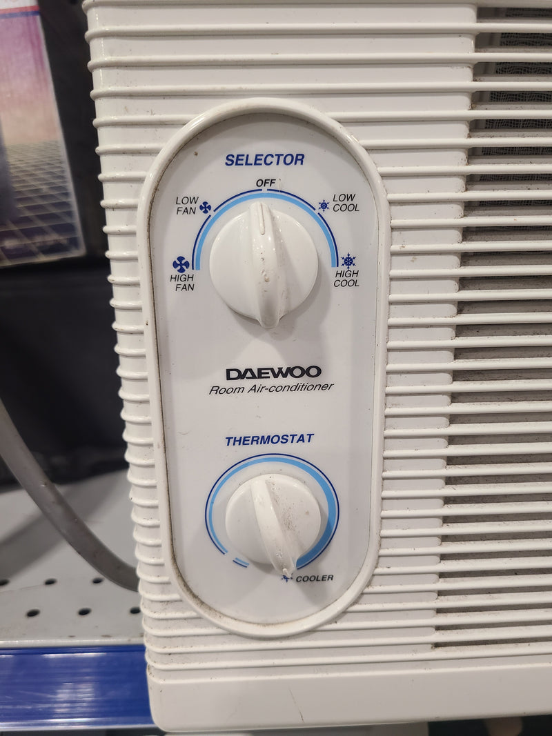 Daewoo Room Air Conditioner with Window Kit