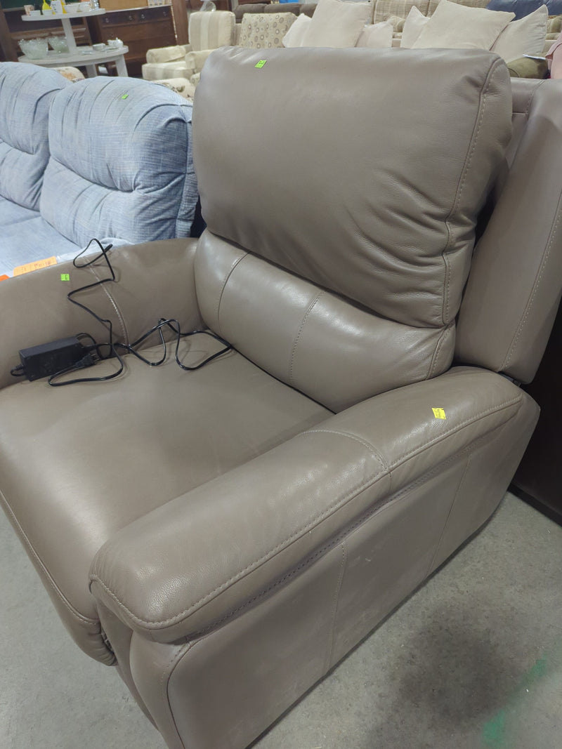 Power Reclining Leather Chair