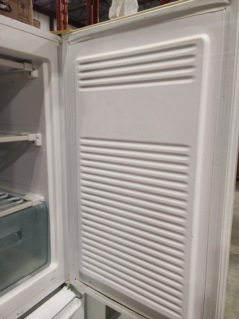 Good Condition Danby Designer Compact Mini Fridge in White