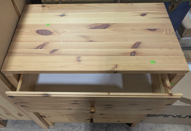 Rustic 3-Drawer Wooden Dresser