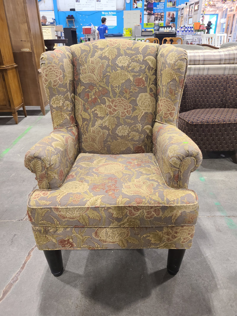 Traditional Floral Tapestry Wingback Accent Chair