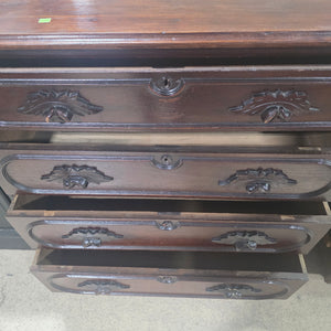 Traditional Solid Wood Dresser