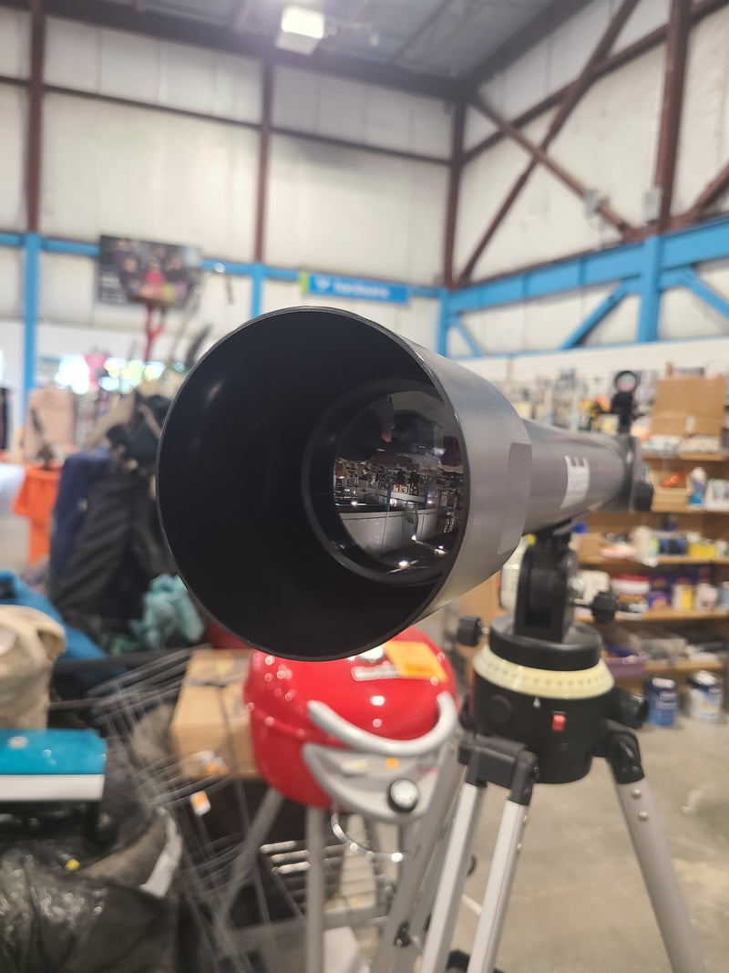Bushnell Refractor Telescope with Adjustable Tripod