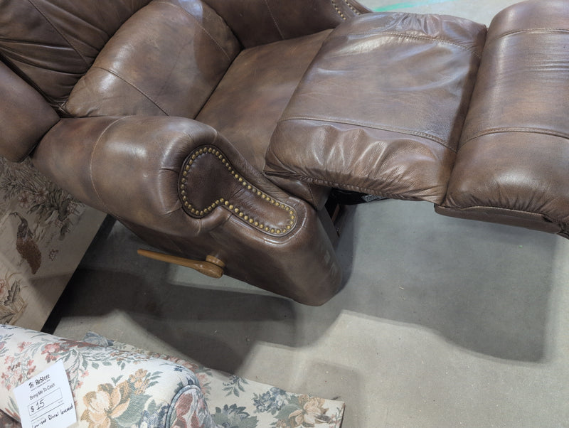 Fancy LA-Z-BOY Leather Reclining Rocking Armchair with Retractable Footrest