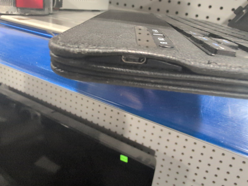 Generic Tablet Case with Integrated Micro-USB Keyboard