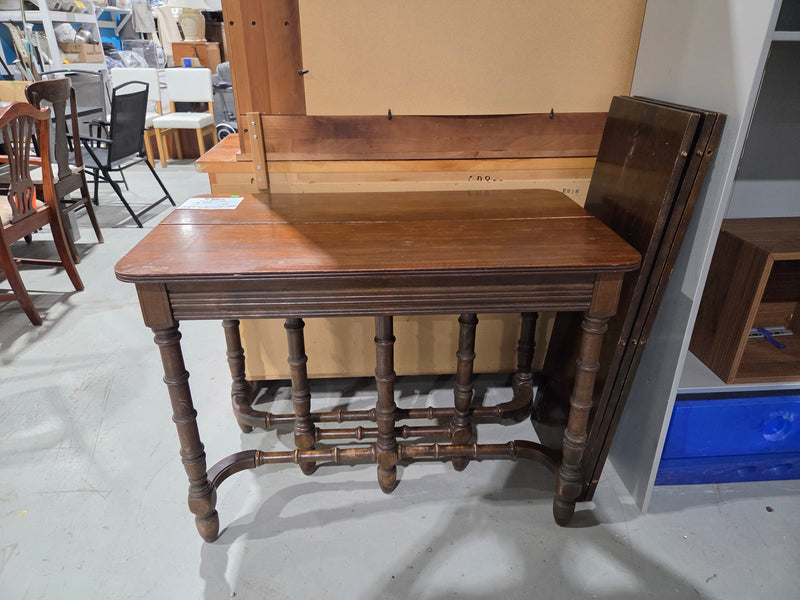 Antique Gateleg Extension Dining Table
