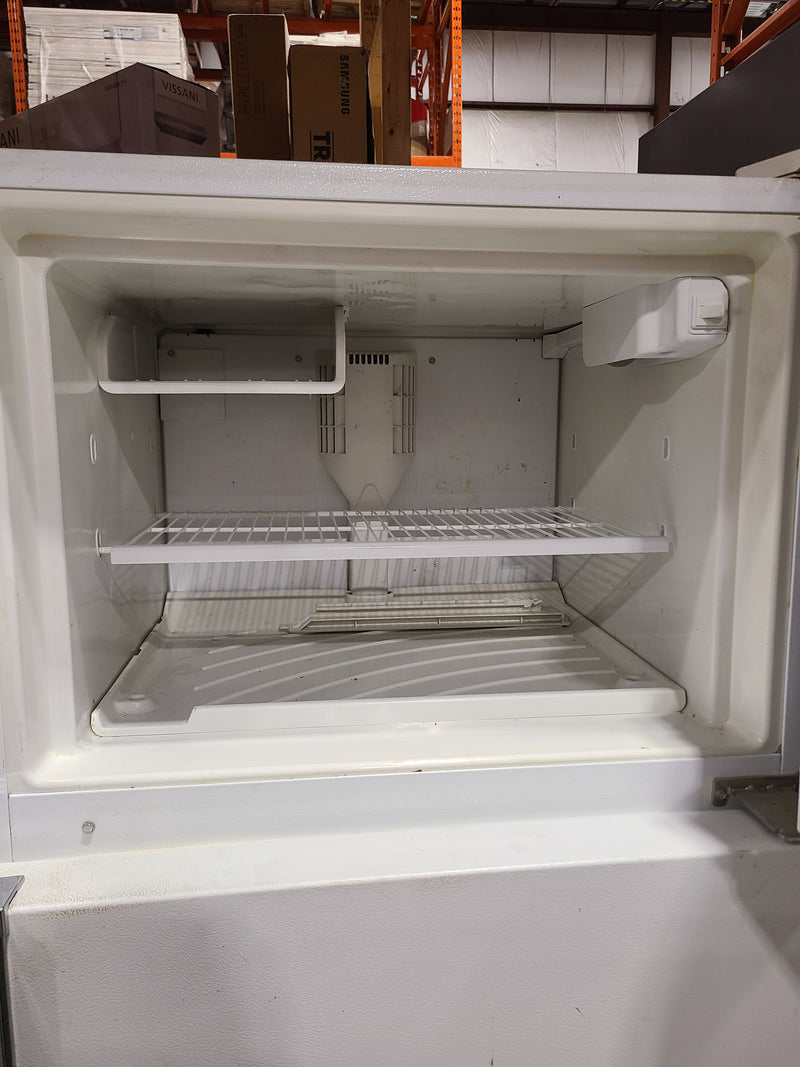 Good Condition Kenmore White Top-Freezer Refrigerator