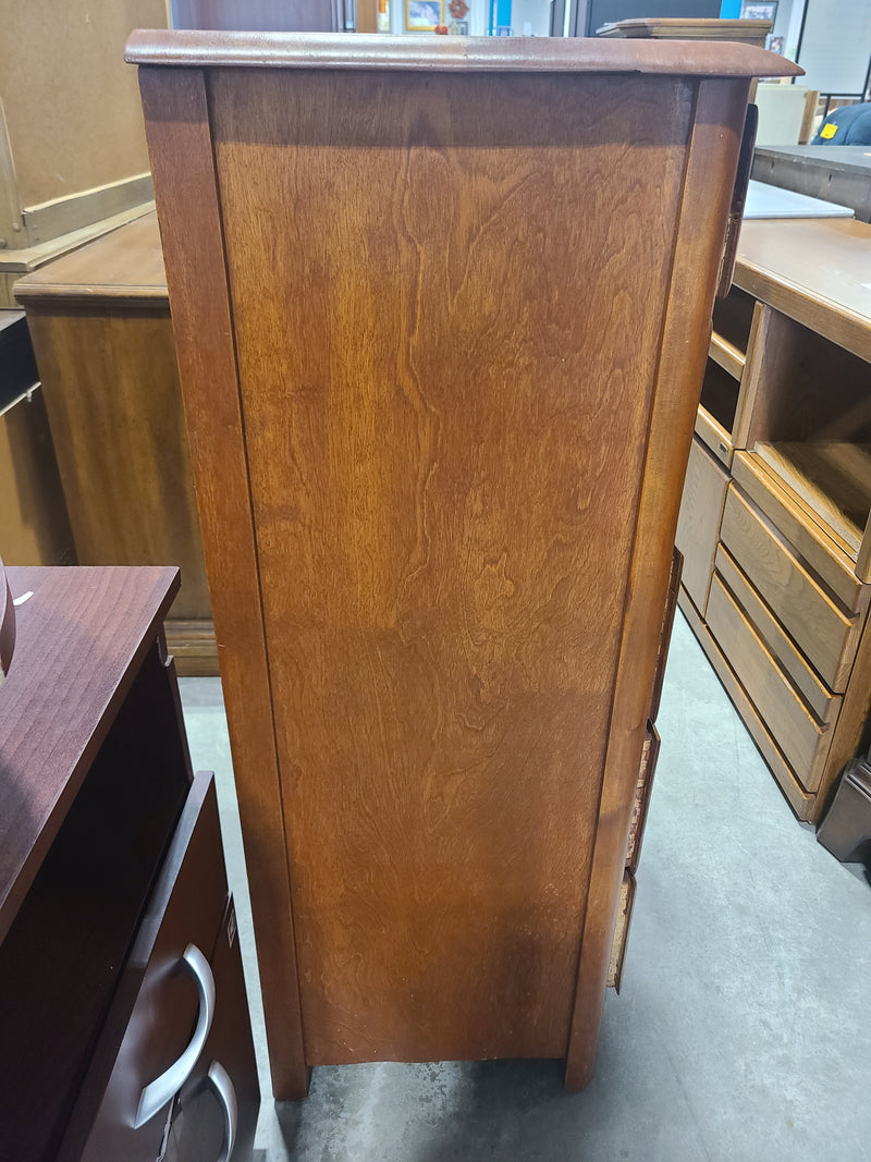 Traditional Warm-Tone Wood Five-Drawer Bedroom Dresser with Matching Knobs