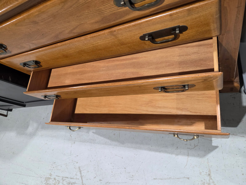 Link-Taylor "Countryside" Collection Solid Oak Chest Dresser