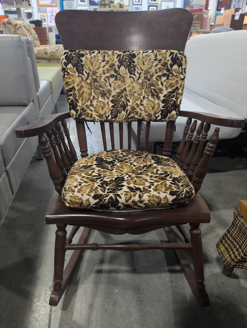 Simple Wood Rocking Chair with Fabric with Leaf Designs