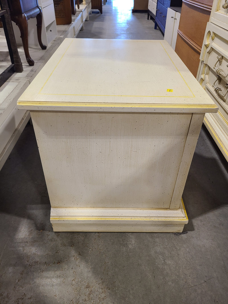 Vintage Drexel "Mariano Custom" 2-Drawer Nightstand / End Table